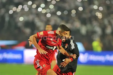 بصمة شريف وبن رمضان.. ماذا قدمت صفقات الأهلي والزمالك أمام القطبين قبل القمة؟